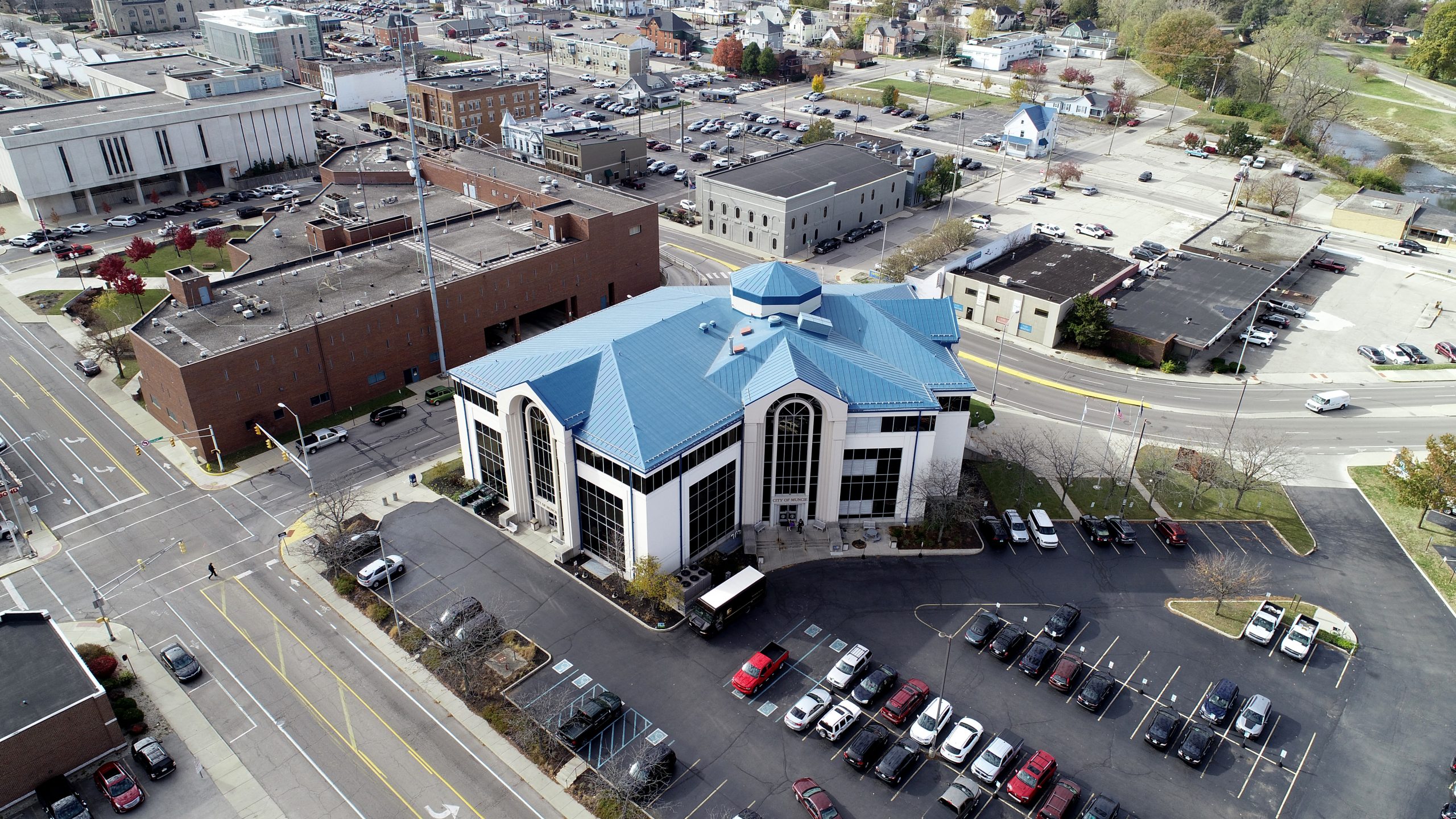 Muncie City hall commercial roofing project by ce reeve roofing in Indiana